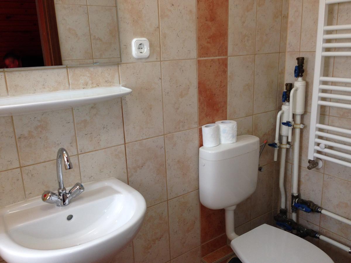 Kalvin Vendegszobak Debrecen Bagian luar foto
