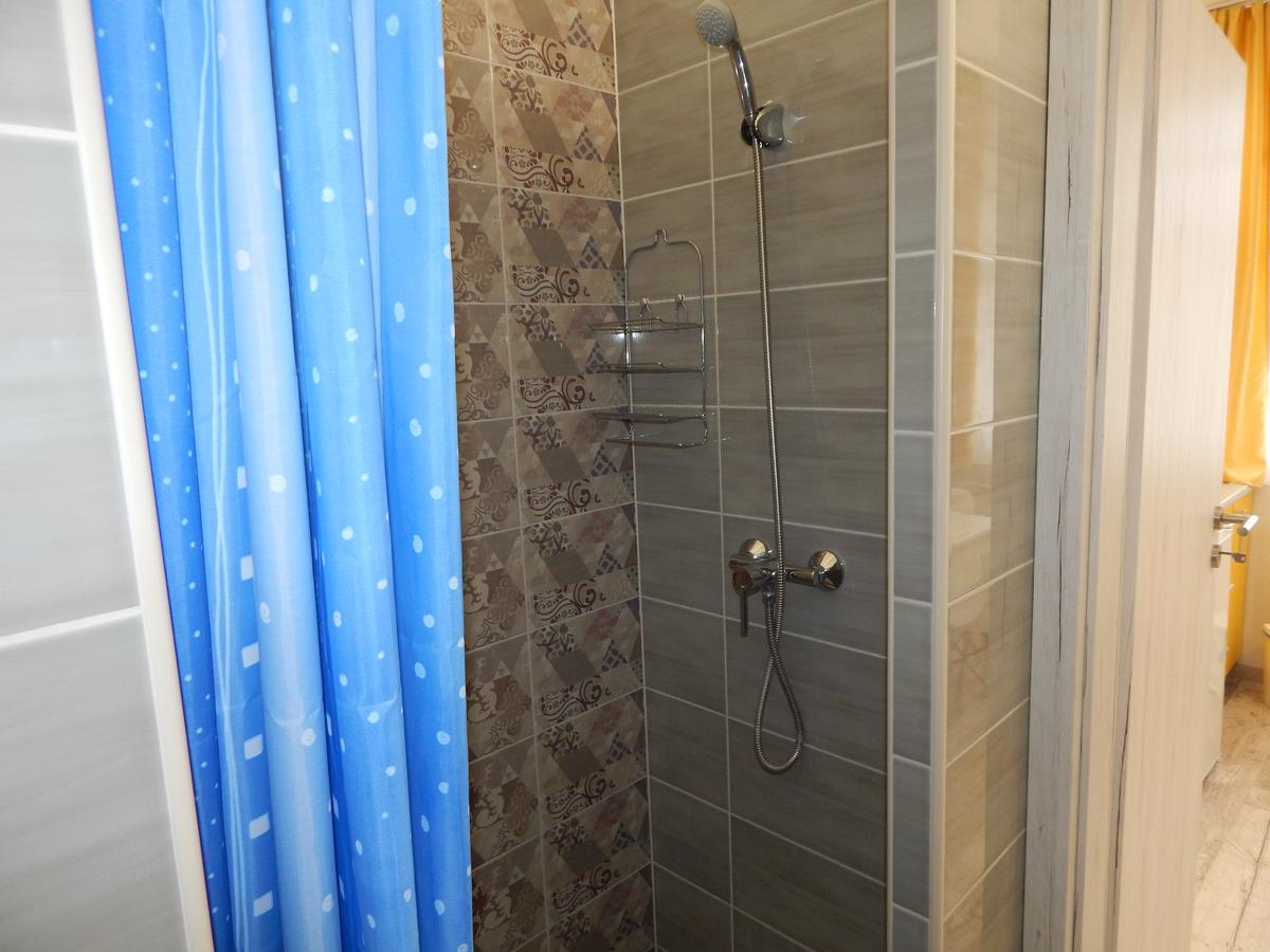 Kalvin Vendegszobak Debrecen Bagian luar foto